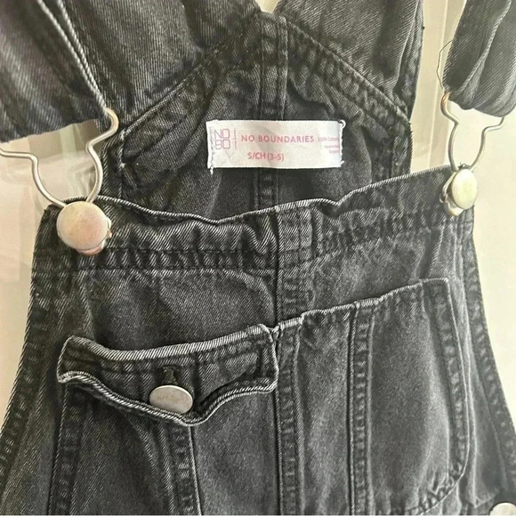NOBO size 3/5 Juniors black denim overall shorts. GUC. Fits size 14/16 as well - Picture 7 of 8